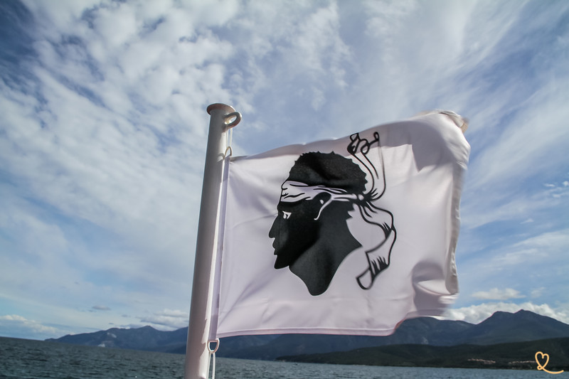 Corsica flag meaning origin Moorish head