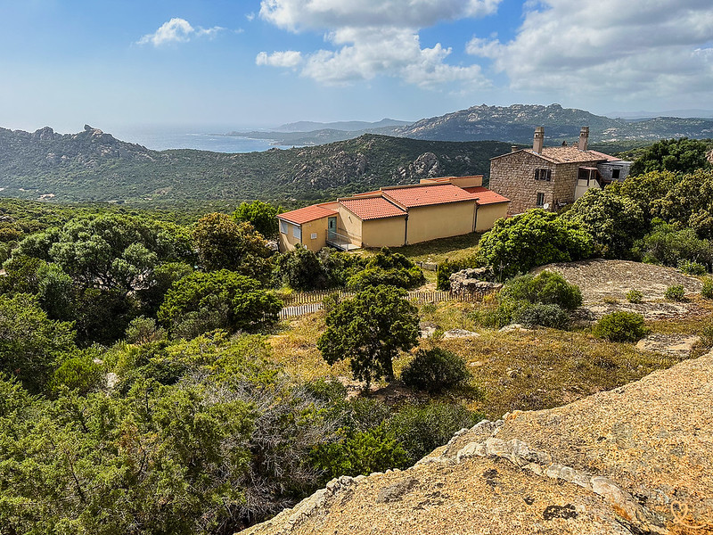 ¡Descubra todos nuestros consejos y fotos para visitar A Casa Di Roccapina en Sartène en Corse-du-Sud!