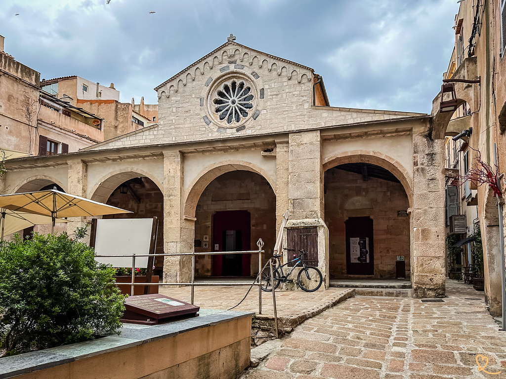 Visiter l'église Sainte-Marie-Majeure de Bonifacio en Corse